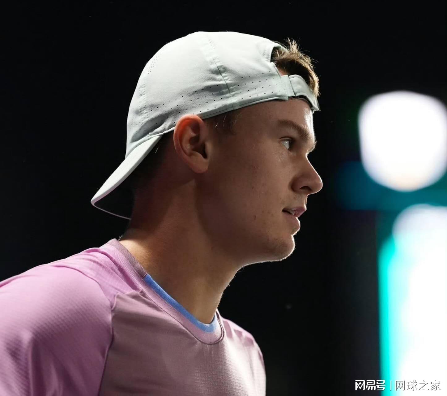 b体育电脑版下载-鲁内建议顶尖球员大师赛只打一周，匈牙利女球员遭赛前死亡威胁